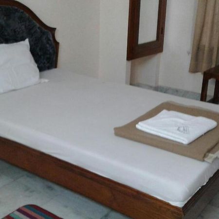 בהדראצ'לם Hotel Geethanjali Residency מראה חיצוני תמונה