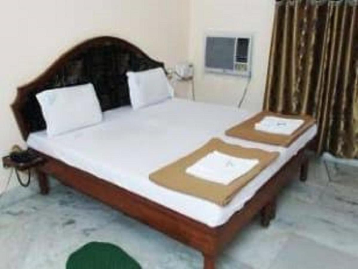 בהדראצ'לם Hotel Geethanjali Residency מראה חיצוני תמונה