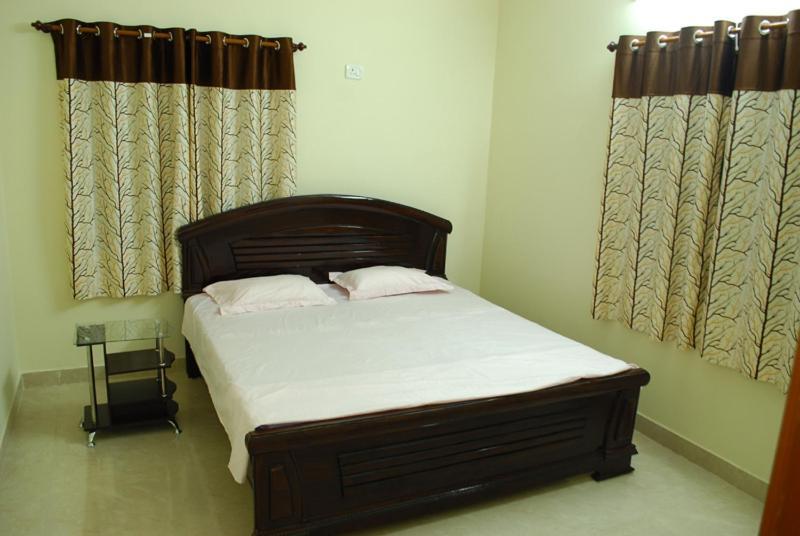 בהדראצ'לם Hotel Geethanjali Residency מראה חיצוני תמונה